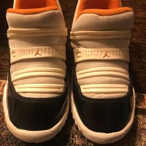 Nike Air Jorden size 10C.